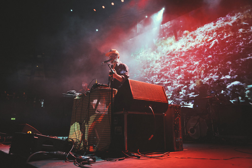 Grandaddy-Roundhouse-030417-SaraAmroussiGilissen-3.jpg