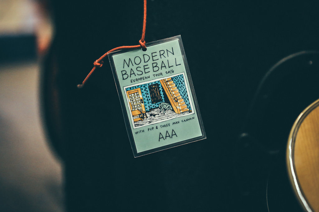 ModernBaseball-BanquetRecords-London-210416-SaraAmroussiGilissen-1.jpg