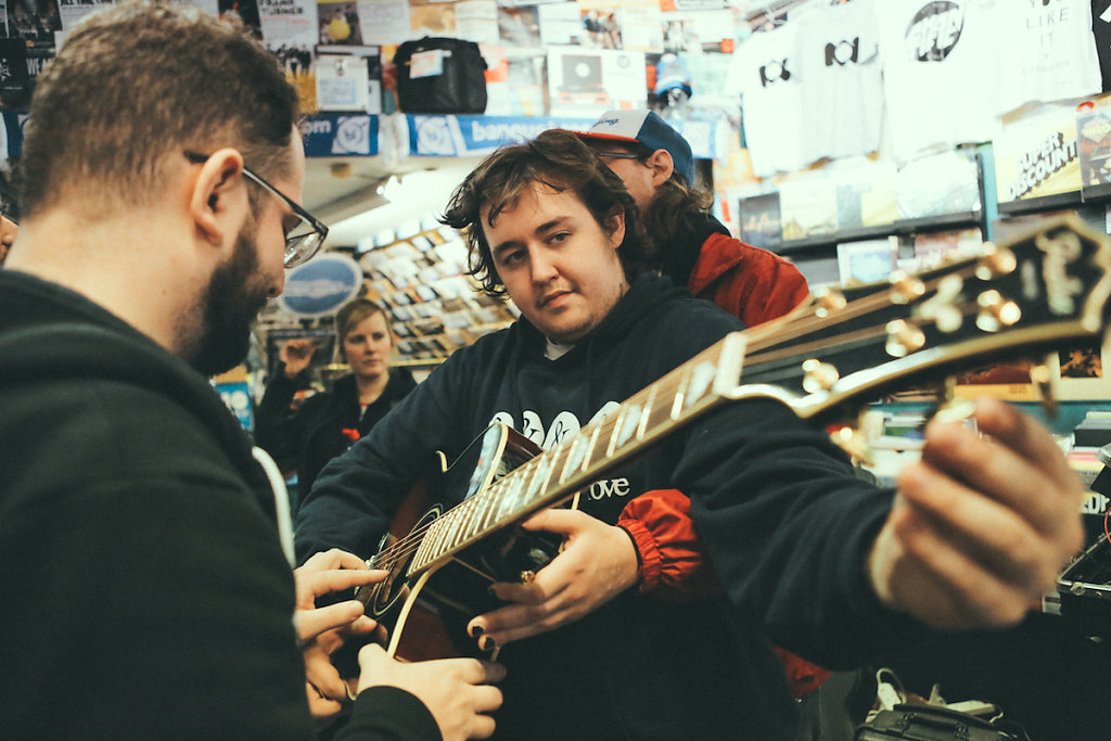 ModernBaseball-BanquetRecords-London-210416-SaraAmroussiGilissen-2.jpg