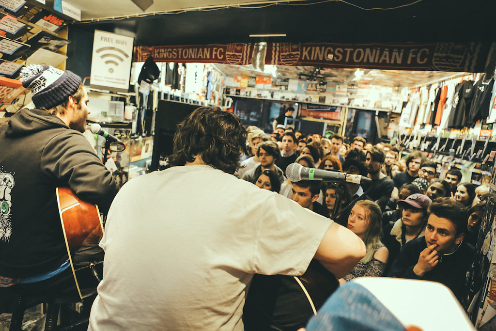 ModernBaseball-BanquetRecords-London-210416-SaraAmroussiGilissen-10.jpg