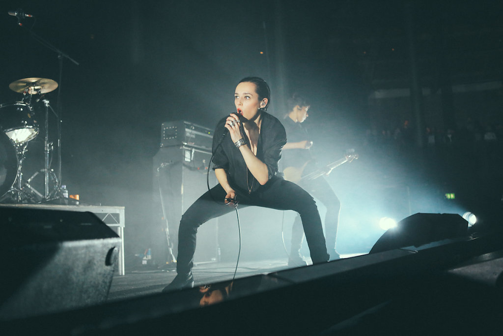 Savages-Roundhouse-London-170316-SaraAmroussiGilissen13.jpg