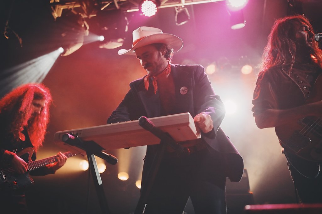 TySegall-ElectricBallroom-London-121114-SaraAmroussiGilissen-8.jpg