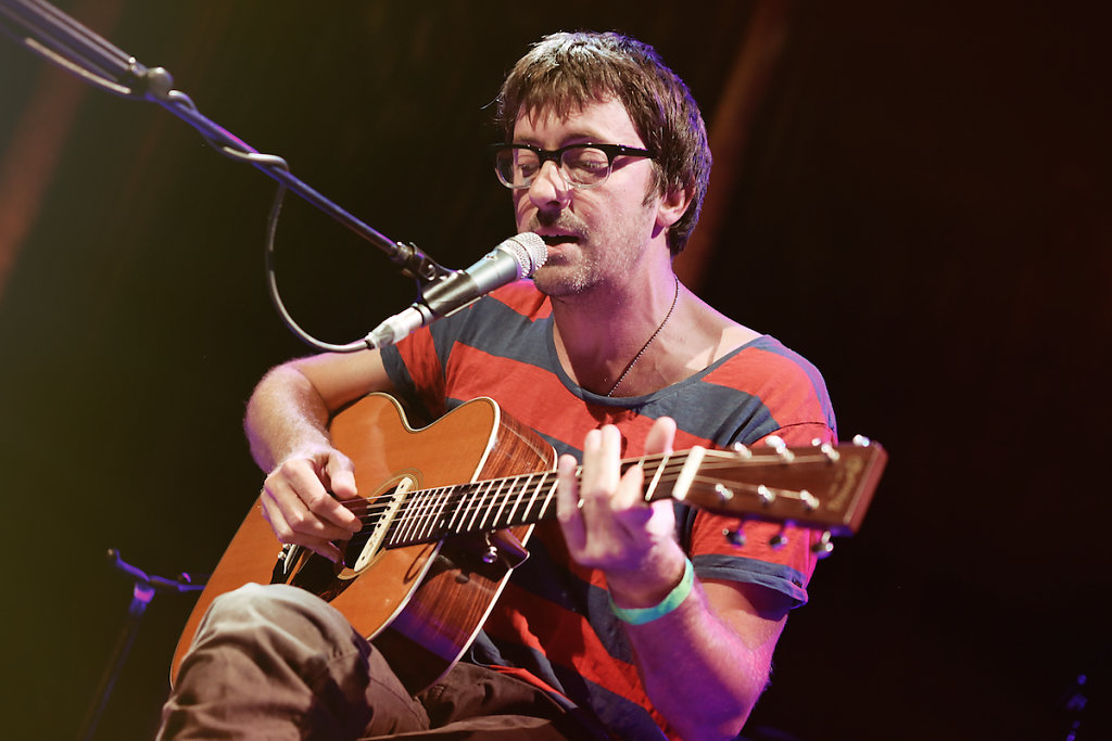 GrahamCoxon-Roundhouse-020814-SaraAmroussiGilissen-3.jpg