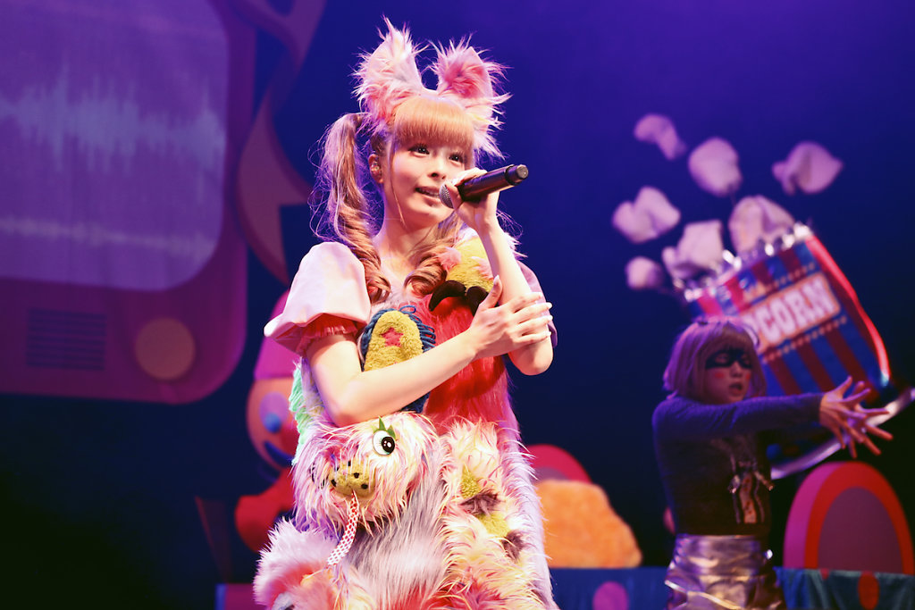 KyaryPamyuPamyu-ShepherdsBushEmpire-290414-SaraAmroussiGilissen-5.jpg